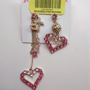 Betsey Johnson New MismatchHotPink Heart Earrings